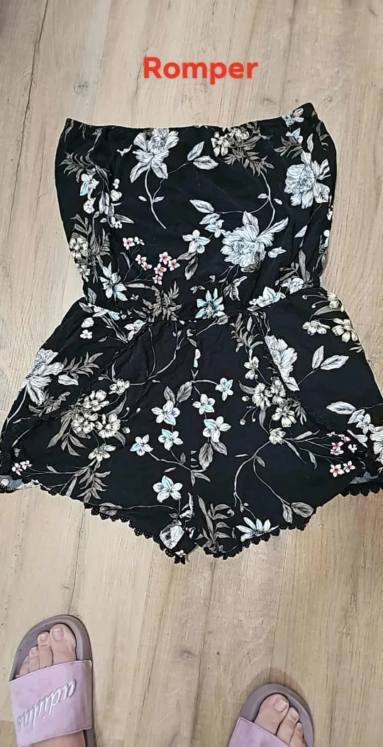 Floral Romper thumbnail