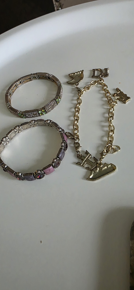 Assorted Earrings & Bracelet Lot - photo 5