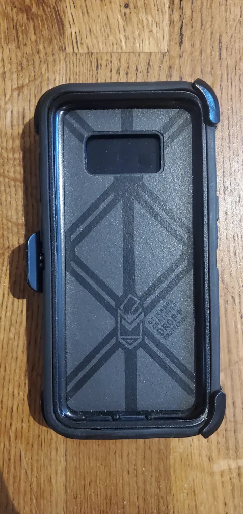 Samsung Galaxy S20+ 5G phone with Otterbox image indicator(8)