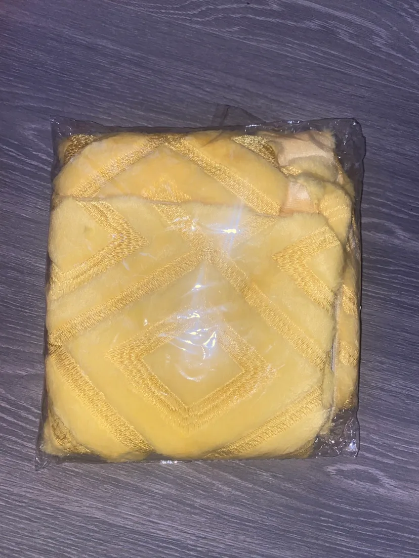 Yellow Decorative Pillow Case - New! thumbnail