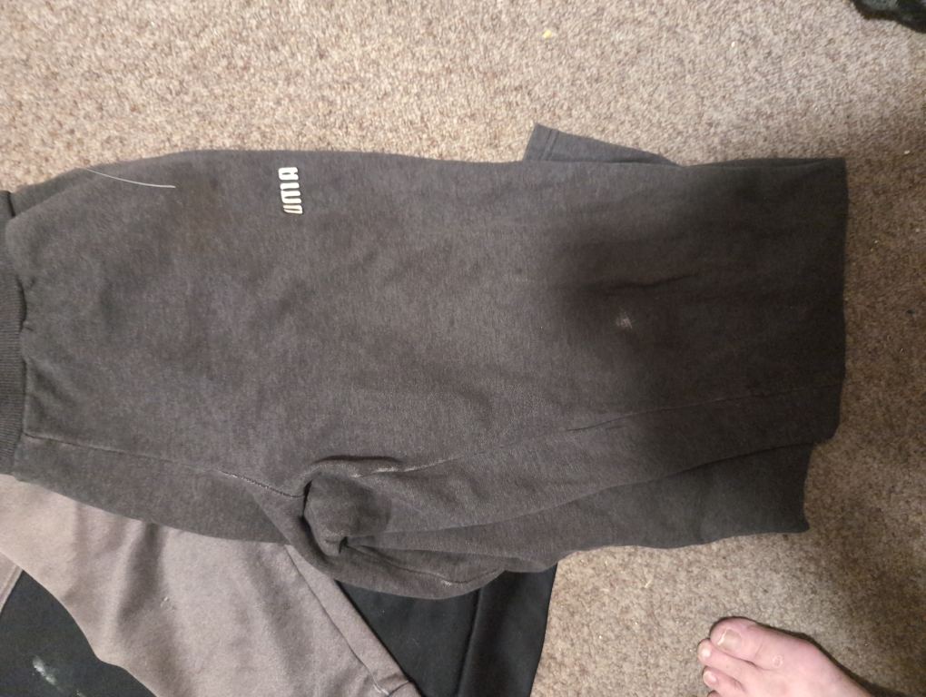 Under Armour Hoodie & Puma Track Pants - photo 2