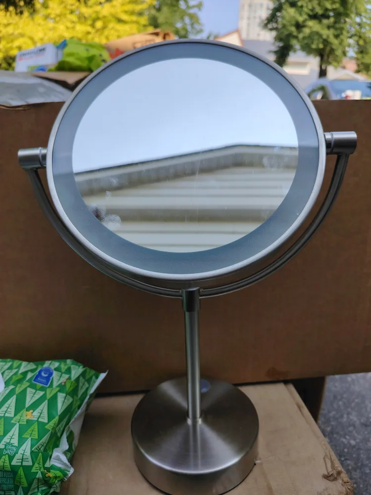 Illuminated Vanity Mirror image indicator(2)