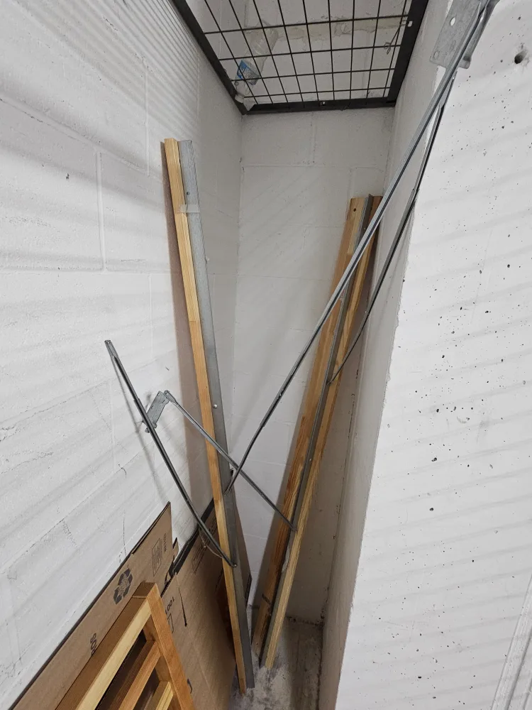 IKEA TARVA Wooden Bed Frame - Disassembled image indicator(3)