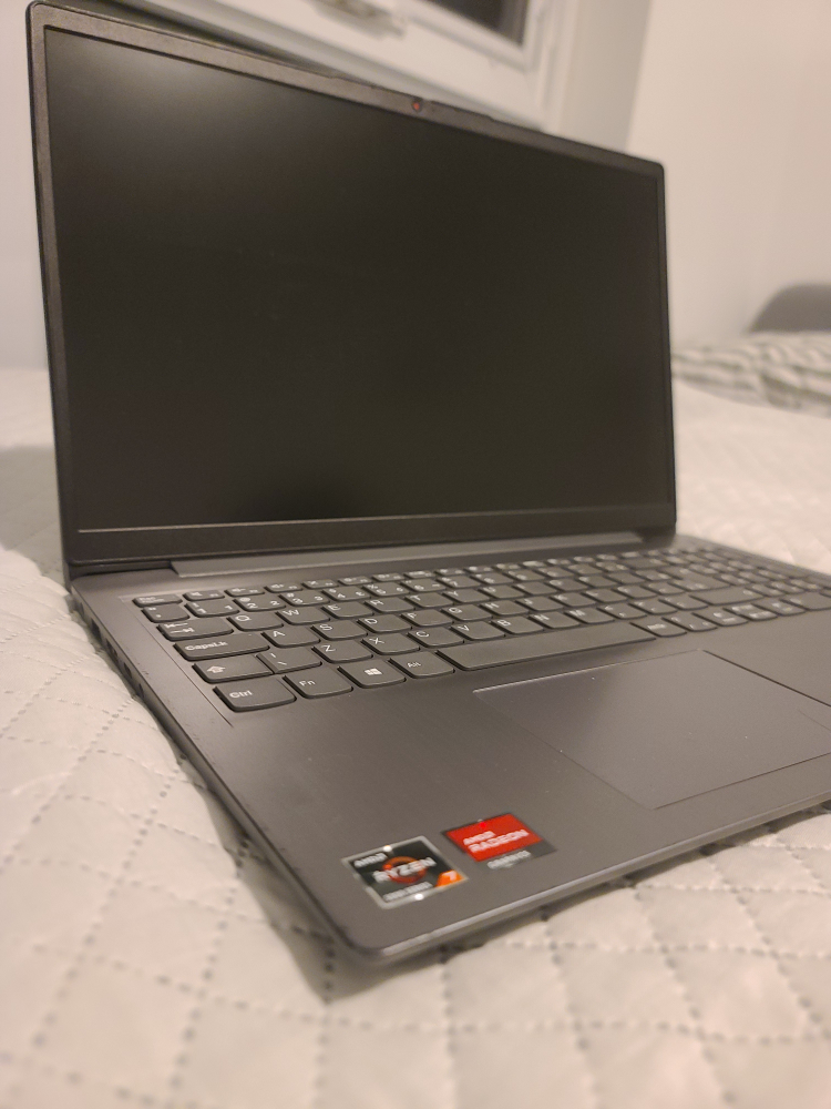 Lenovo Ideabook - Ryzen 7 5700u - 20gb Ram - 512gb SSD
