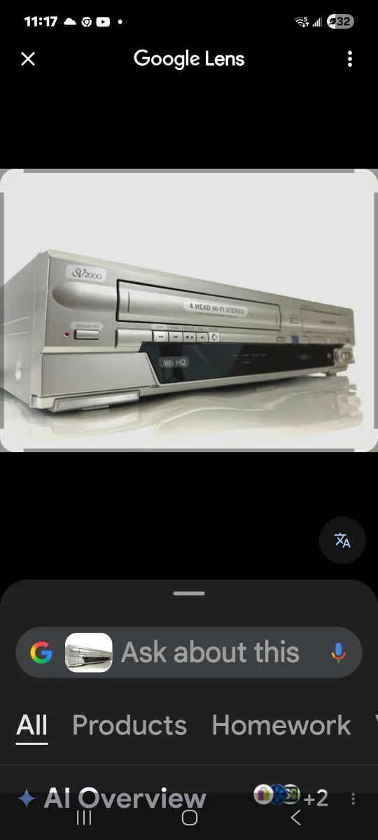 SV2000 DVD/VCR Combo Player thumbnail