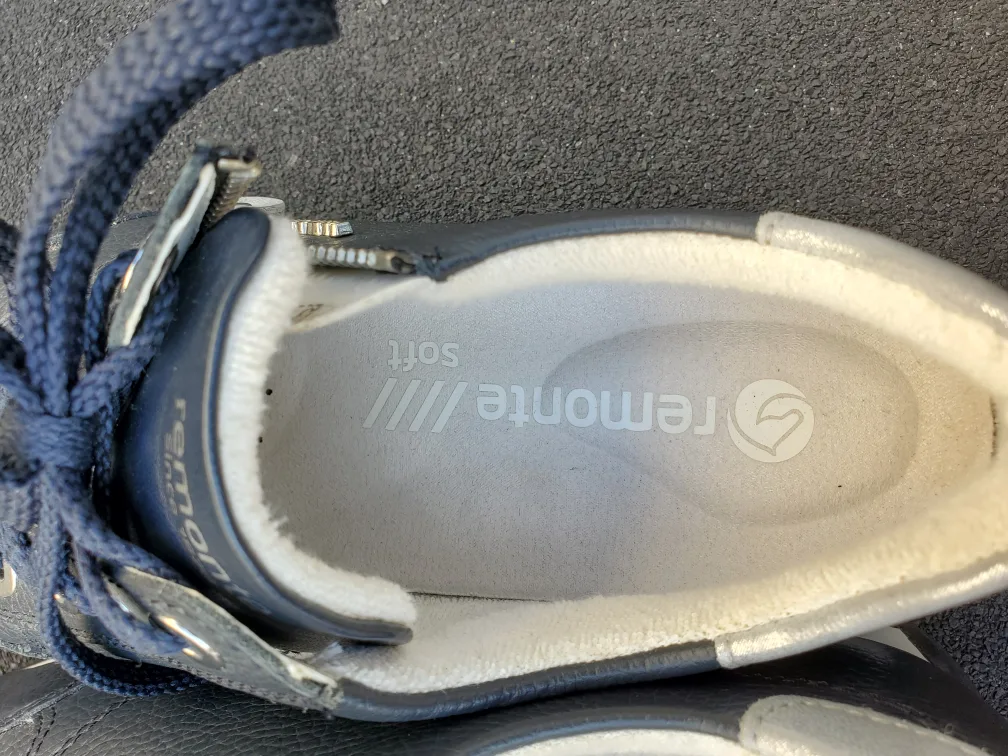 Remonte genuine leather running shoes - SIZE 8 image indicator(9)