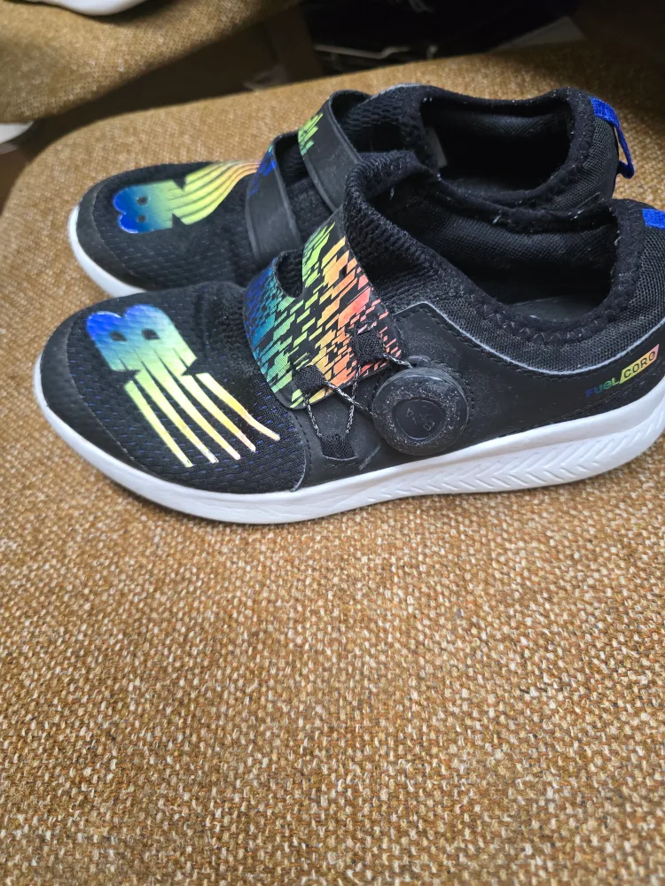 New Balance Kids' Black Sneakers suze 3 US thumbnail