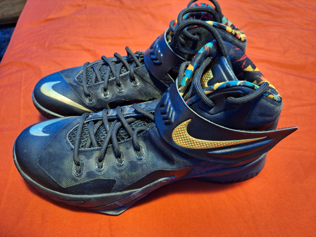 Nike LeBron Soldier VIII Basketball Shoes  - 10 - photo 2