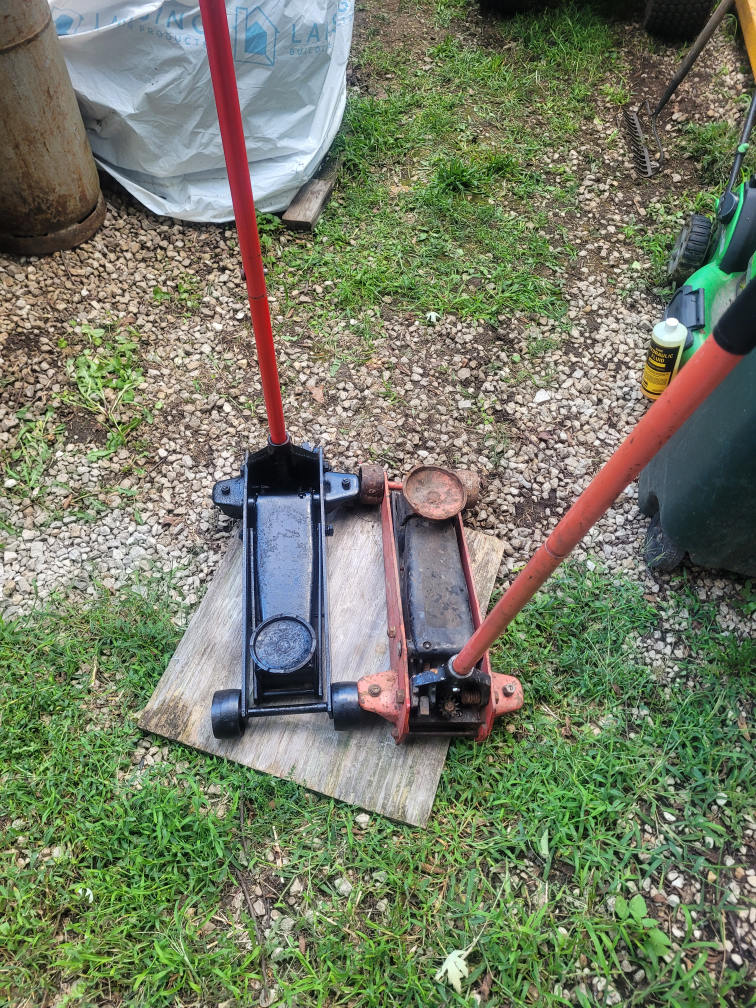 Floor Jacks (2) - photo 3