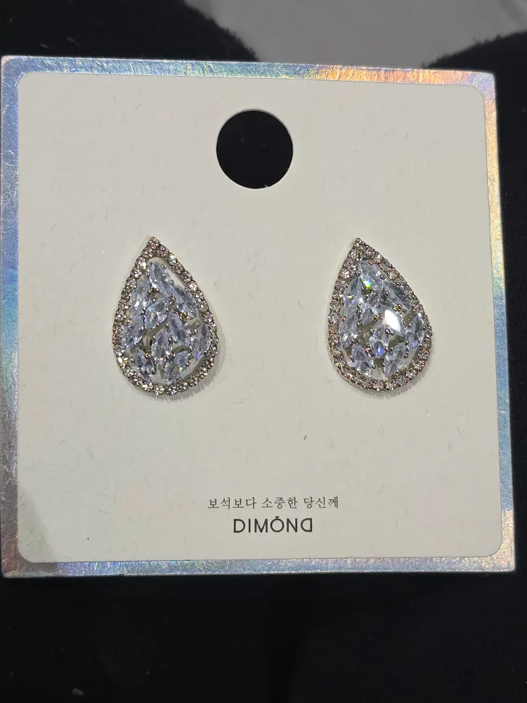 Silver Teardrop Earrings thumbnail