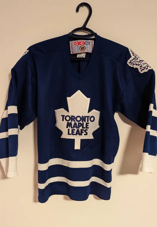 CCM Toronto Maple Leafs Youth L/XL Jersey thumbnail