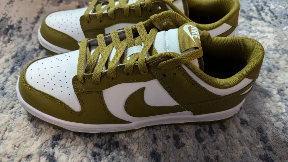 Nike Dunk Low Olive Branch Size 10 thumbnail