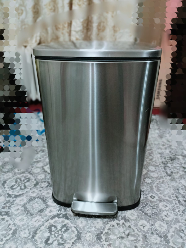 Stainless Steel Step Trash Can 💛