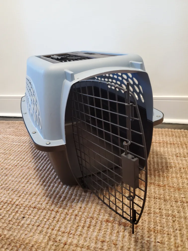 Petmate 2-Door Top Load Kennel image indicator(3)