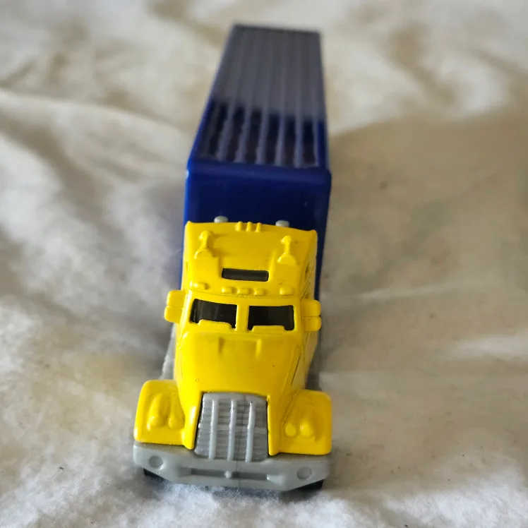 Yamaha & Goodyear Toy Trucks image indicator(5)