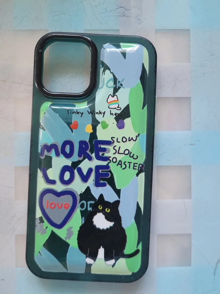 Cute iPhone Case with Cat Design thumbnail