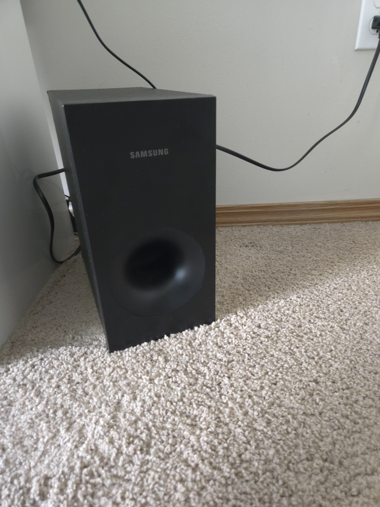 Samsung Soundbar and Subwoofer - photo 3