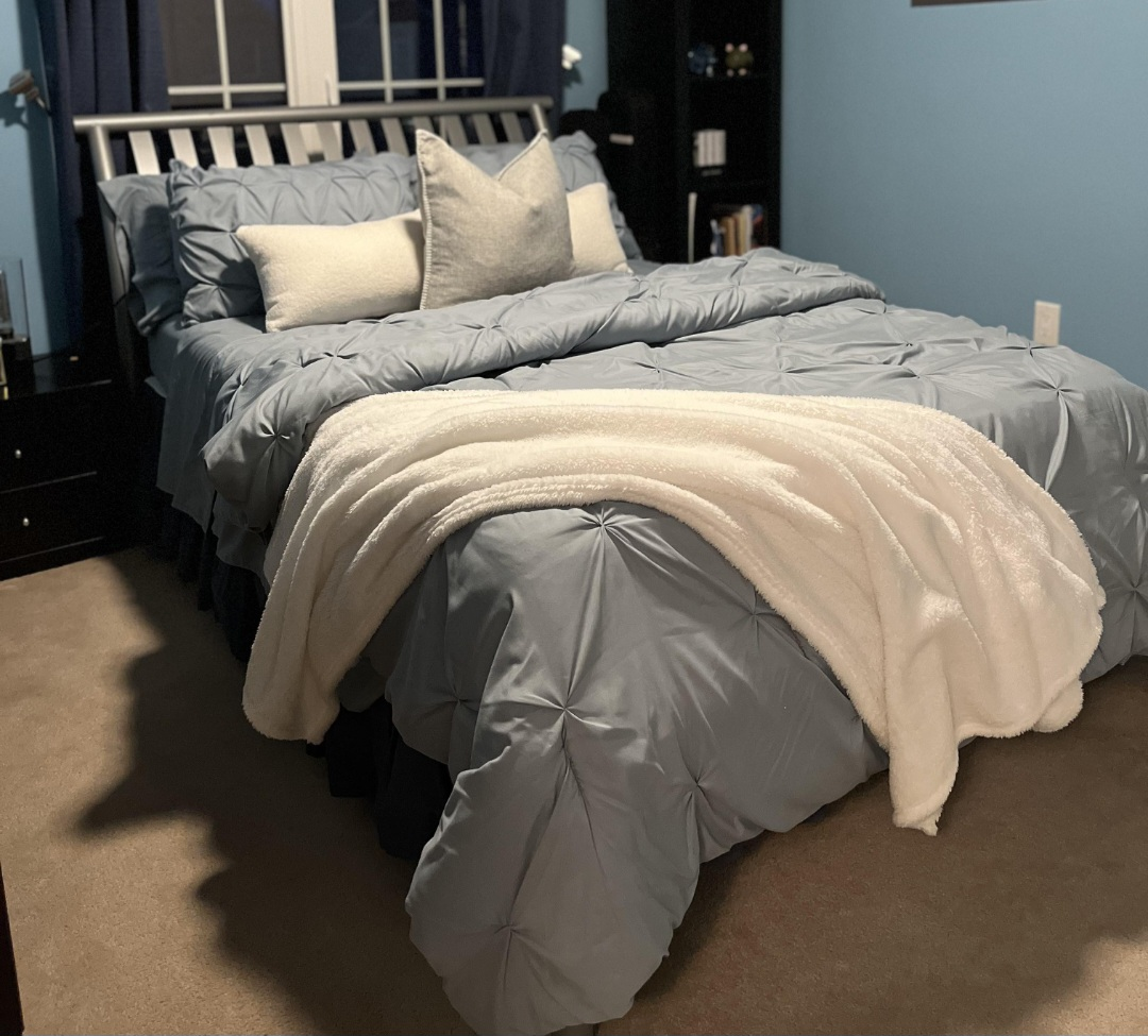 Double size bed with memory foam mattress