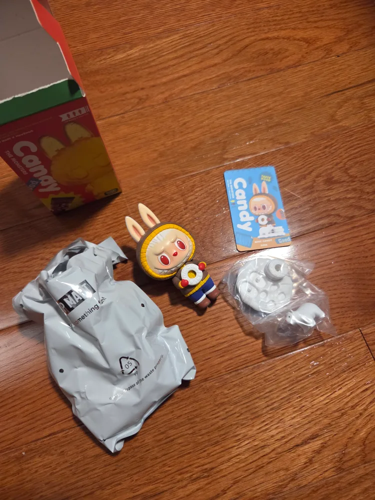 Pop Mart The Monsters Candy Series Mint Candy image indicator(4)