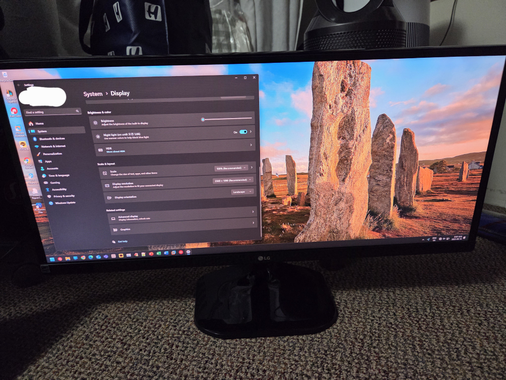 LG Monitor 2560 x 1080 - photo 2