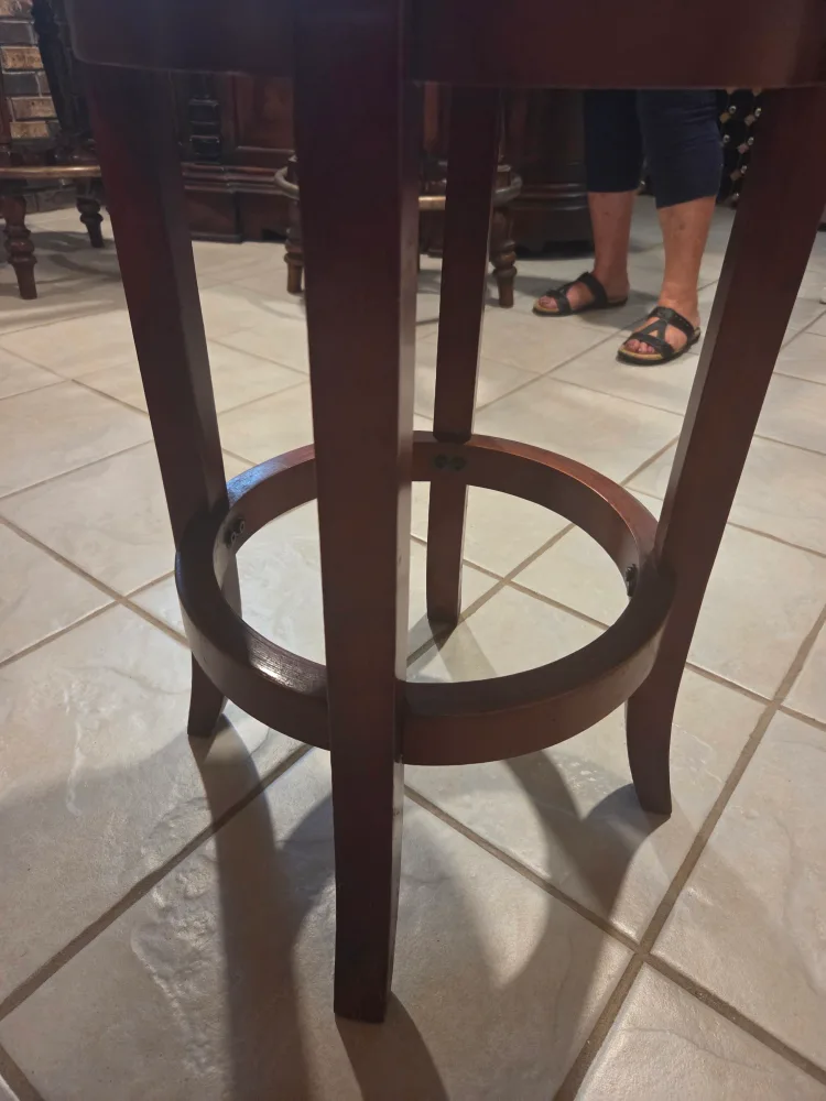 Swivel Bar Stool - Black Leatherette Seat image indicator(4)