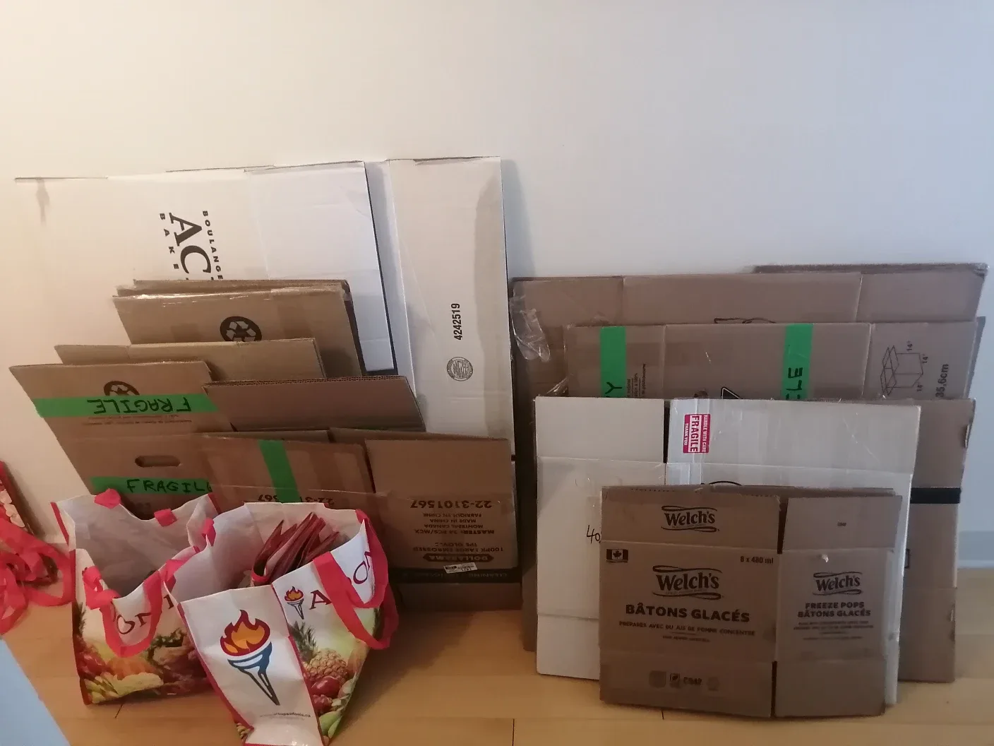 Assorted Cardboard Moving Boxes thumbnail