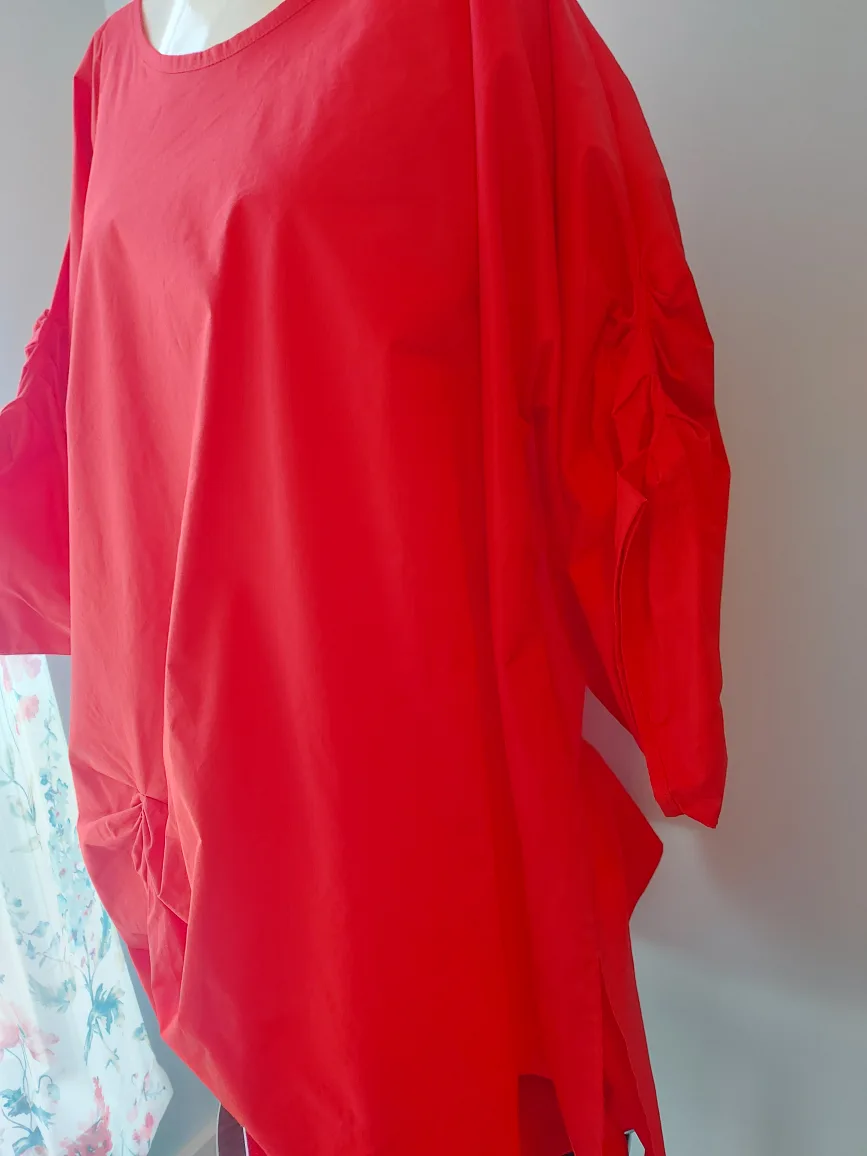 Designer Red Tunic Top Brand New image indicator(4)