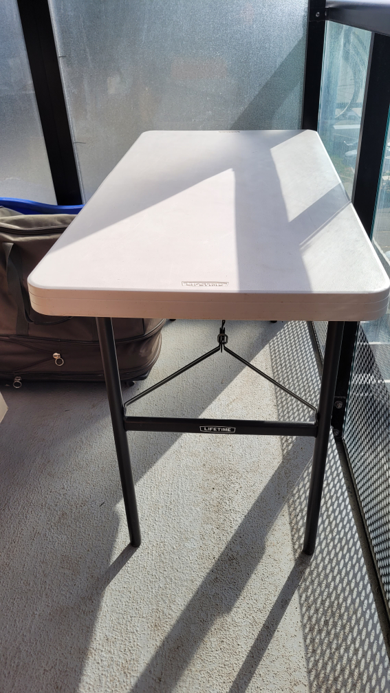 4 ft Folding Table - Lightweight & Portable