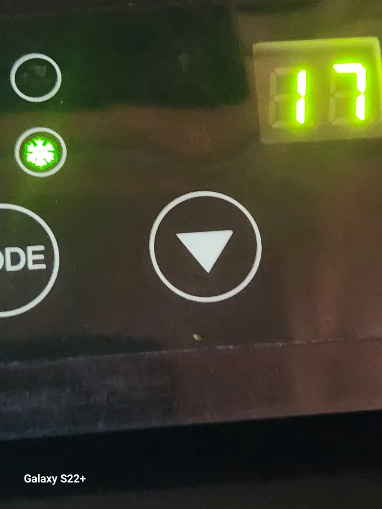 Danby Dehumidifier image indicator(2)