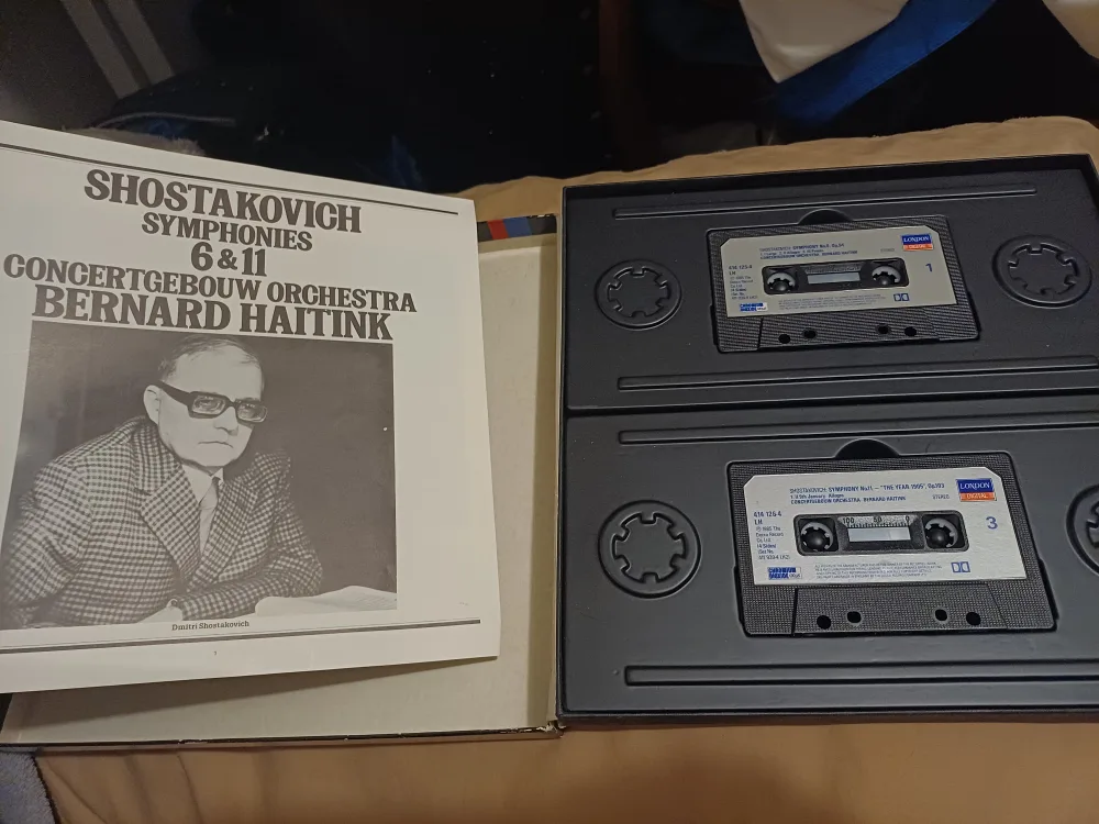 Shostakovich Symphonies 6 & 11 Cassette Tapes Set image indicator(2)