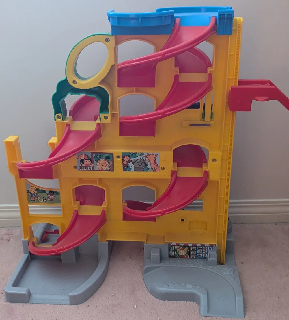 Fisher-Price Little People Helpful Harvester Farm thumbnail