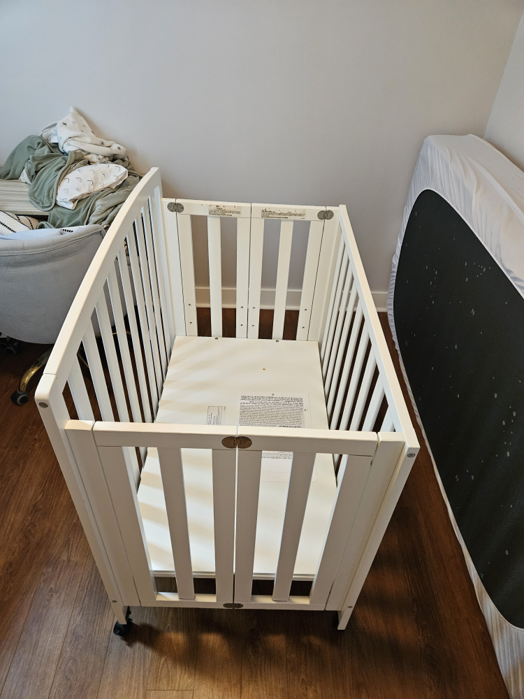 Dylan 3-in-1 Mini Convertible Portable Crib - photo 3