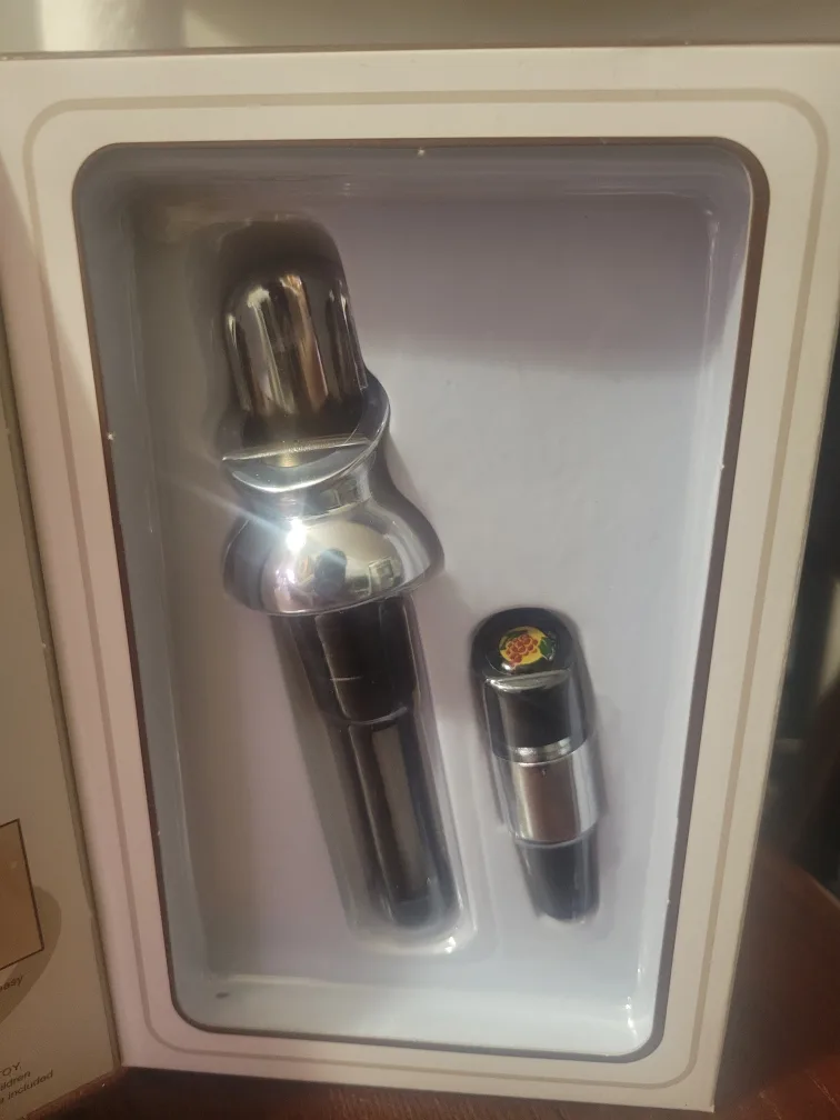 L'Objet & Le Vin Cork-Free Pourer - New in Box! image indicator(3)