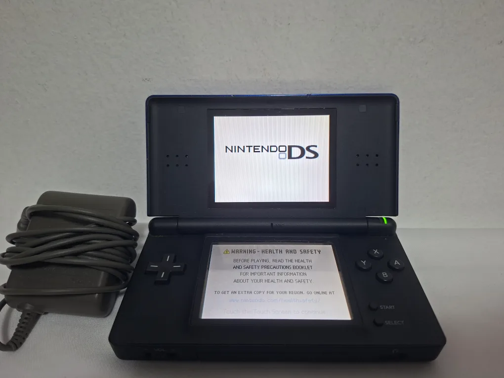 Nintendo DS Lite Cobalt with Charger thumbnail