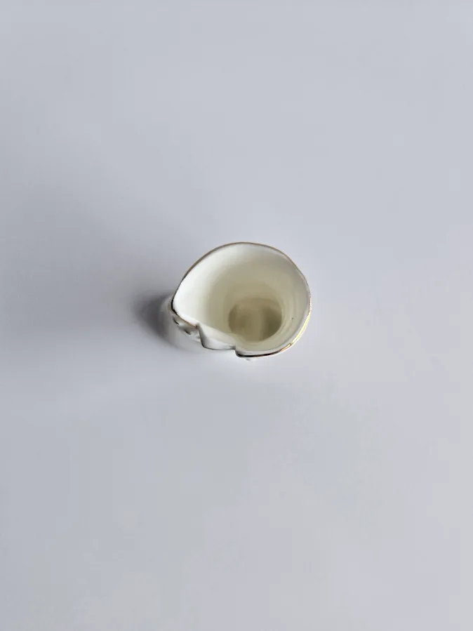 Bone China Japanese Boot Match Holder image indicator(7)