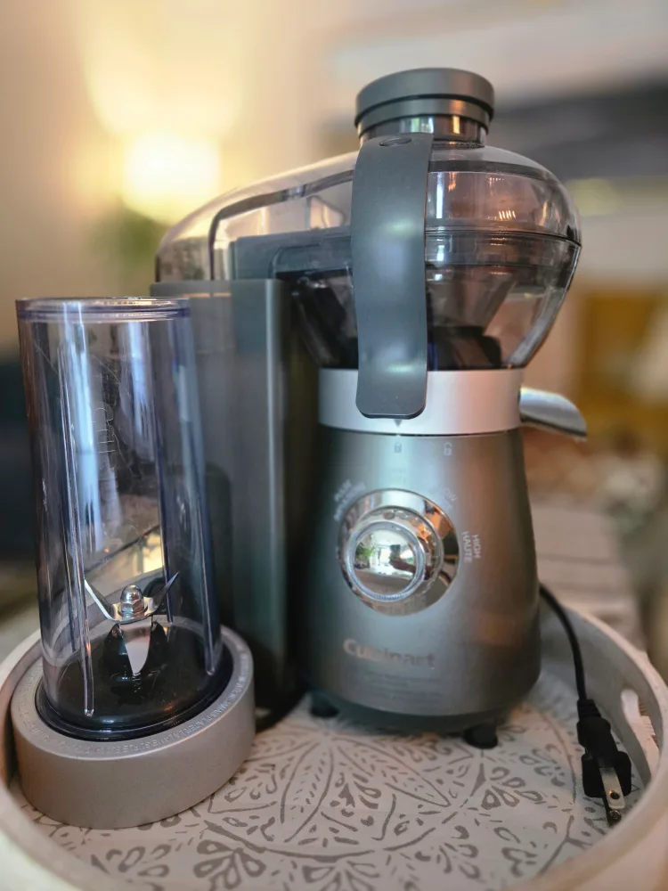 Cuisinart Compact Blender & Juice Extractor Combo image indicator(5)