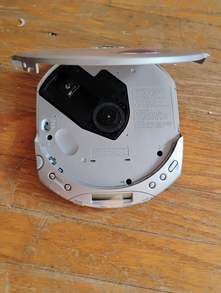 Sony Walkman D-E351 Portable CD Player - photo 2