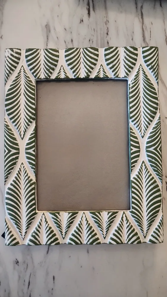 Morgan & Finch Carved Leaves Frame thumbnail