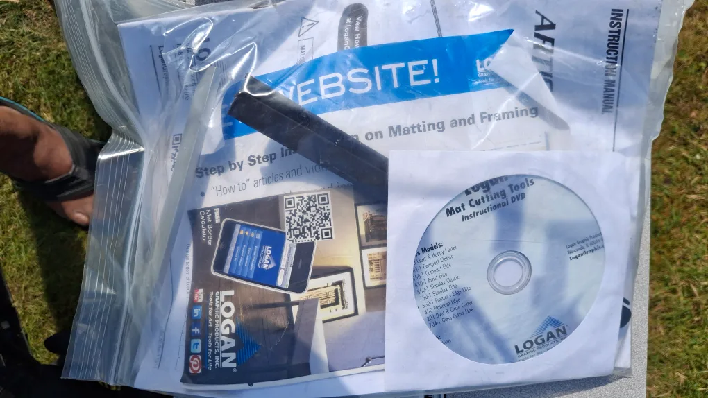 Logan Pro Joiner & Artist Elite Mat Cutter image indicator(10)