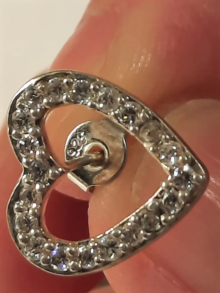 Sterling Silver Jewellery Bundle: Necklace & Earrings image indicator(8)