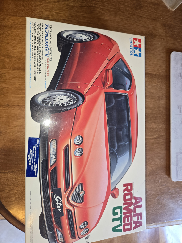 Tamiya Alfa Romeo GTV 1/24 Scale Model Kit