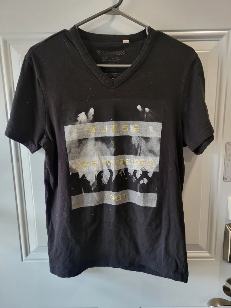 Men's Guess T-Shirt thumbnail