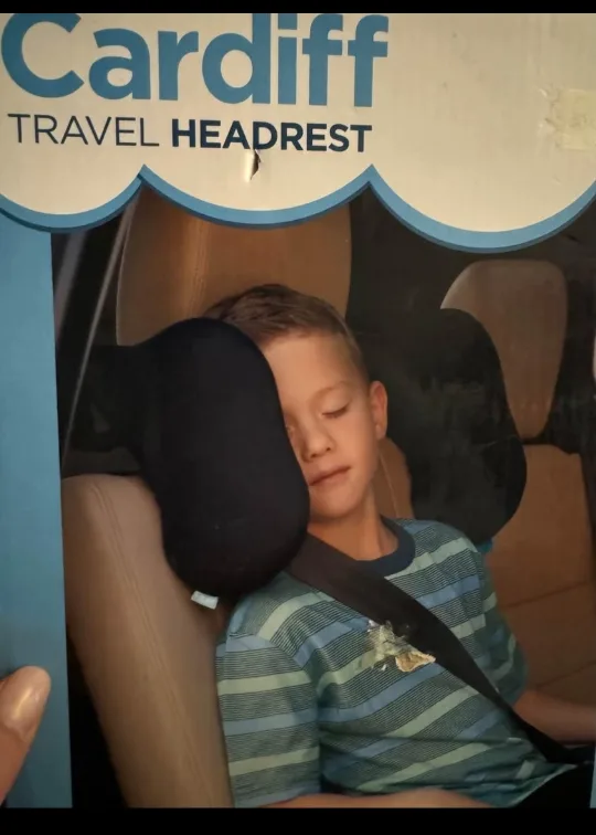 Cardiff Travel Headrest for Children and/or Adults thumbnail