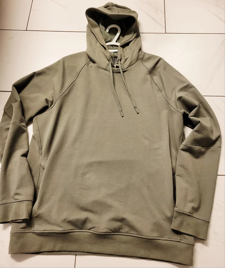 Lululemon Hoodie Medium image indicator(7)