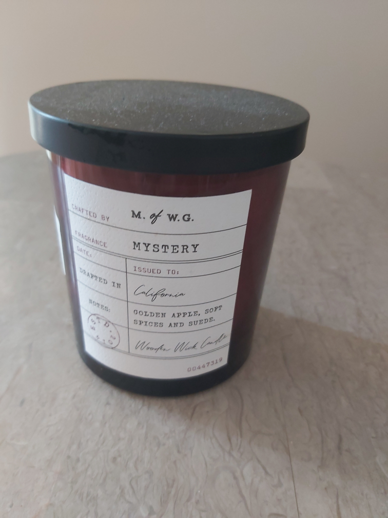 M. of W.G. Mystery Candle - Golden Apple Scent