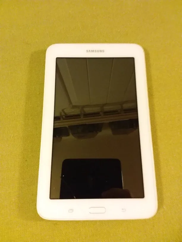 🆓 Samsung Tablet - Read Description 🆓 thumbnail