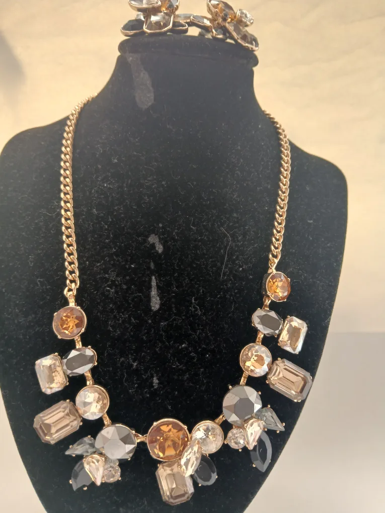 Necklace and Earrings Set - Brown,Grey Black & Gold image indicator(2)
