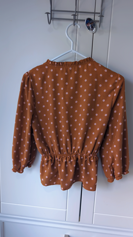 Assorted Women's Blouses - Primark, Zara - photo 2