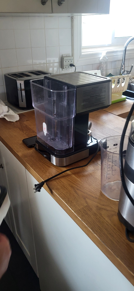 Hamilton Professional Super Chute Easy Clean Juice Extractor - photo 3