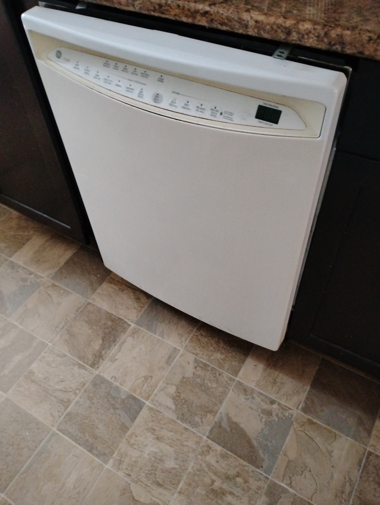 Assorted Used Appliances For Scrap Metal Or Fixing